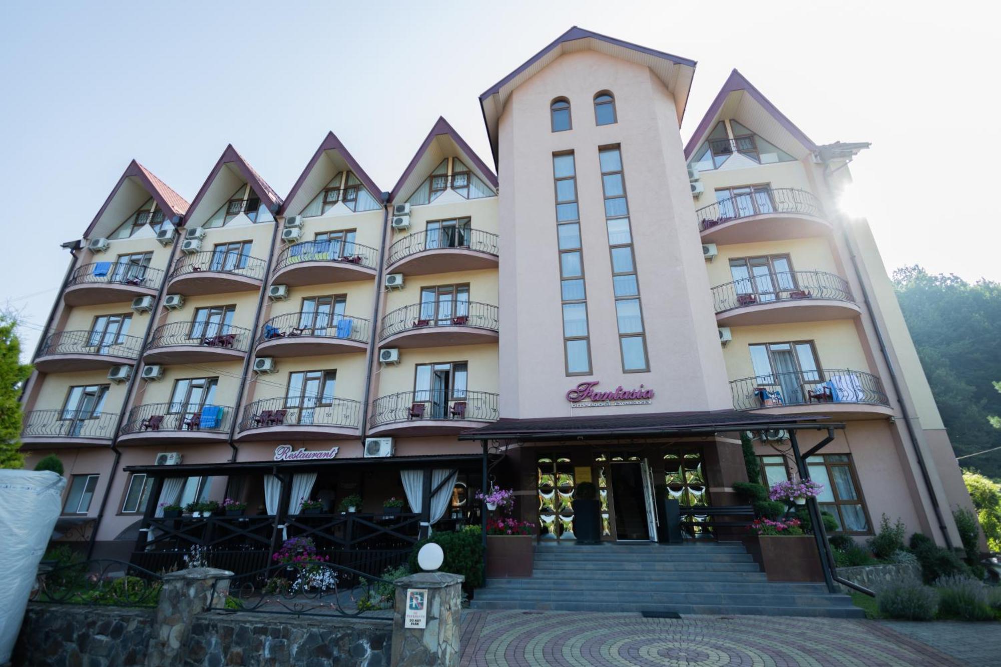 Fantasia Hotel Poljana Exterior foto